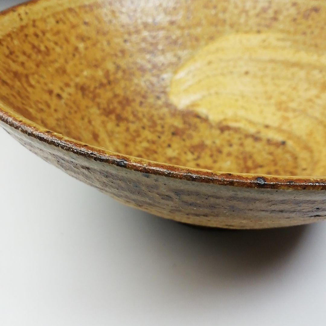 Ｔ７０１　茶碗　『刷毛目黄瀬戸茶碗』『椿窯　五島哲』　共箱　抹茶碗　茶道具