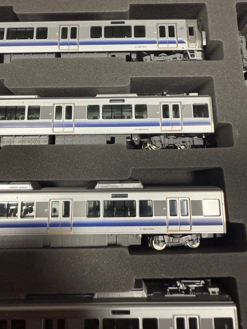 TOMIX 98242/92624 JR 225系5100番台8両セット