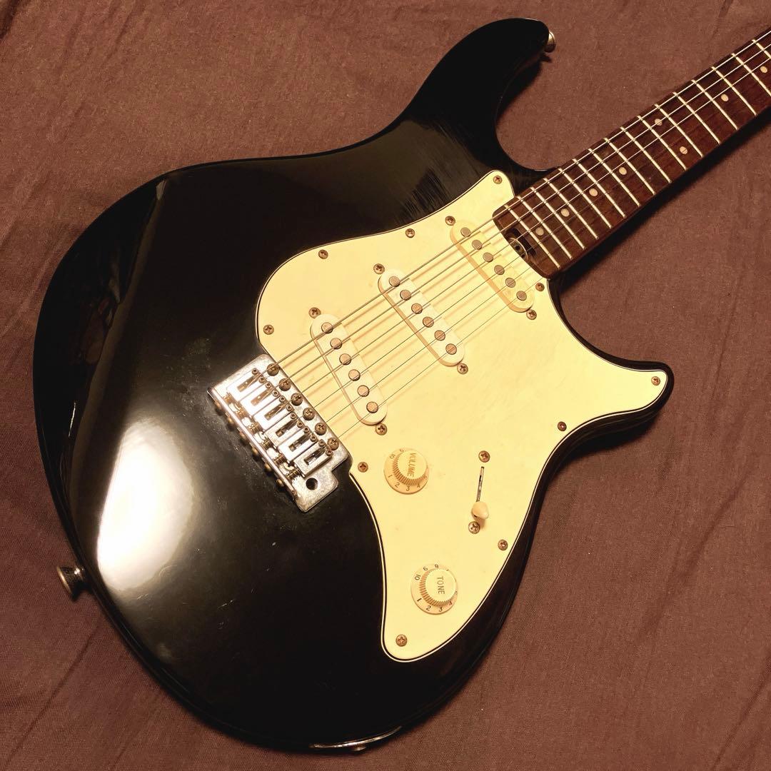 【PEAVEY】Raptor Plus ラプタープラス 黒 エレキギター