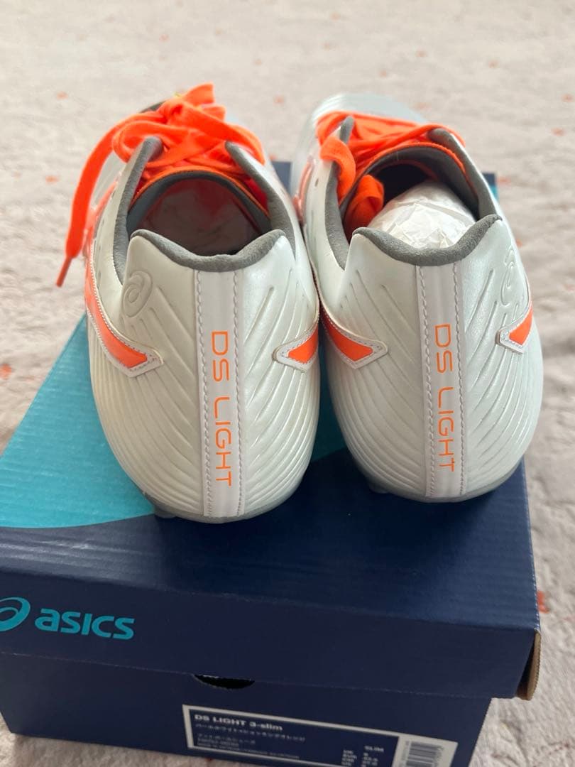 【新品・美品】ASICS サッカースパイク　27cm