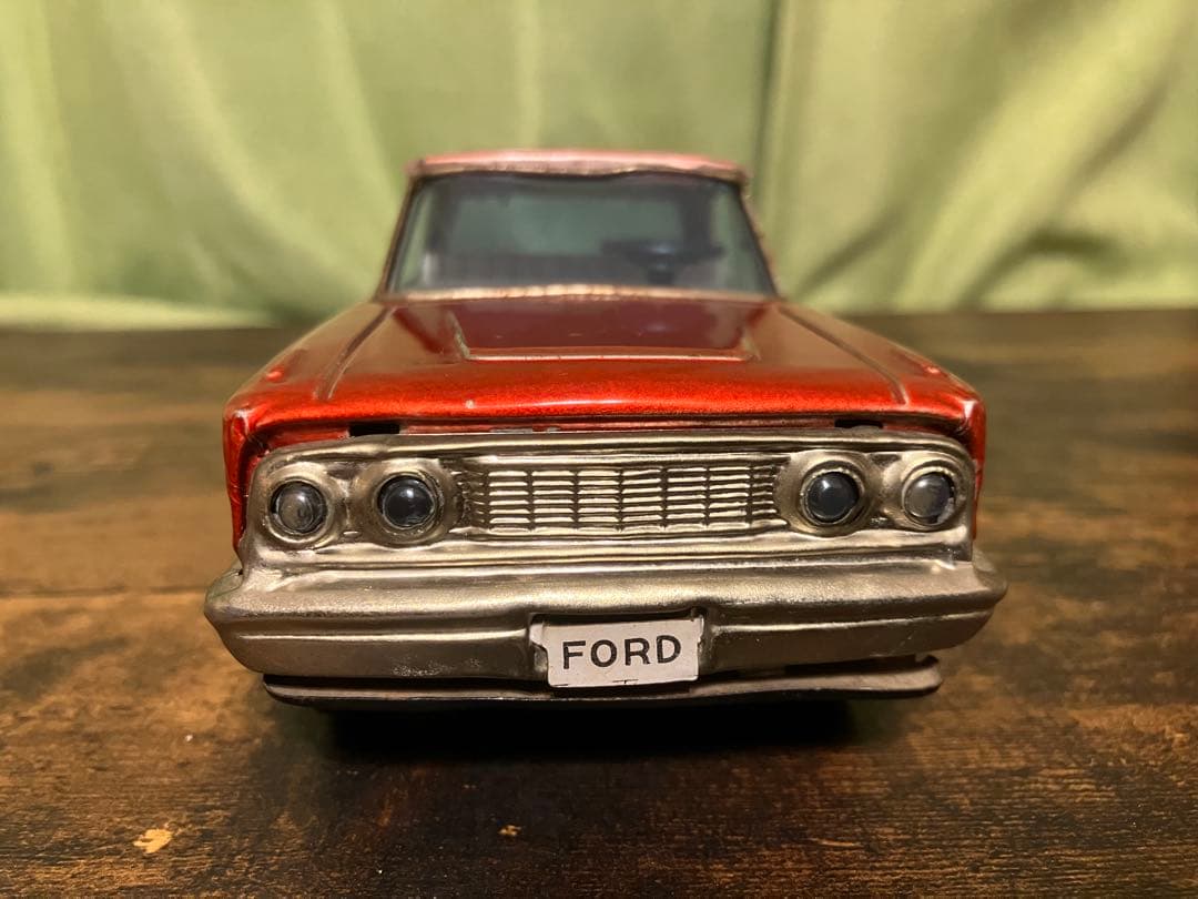 モーターハイウェイシリーズ　フォード　フェアレーン　日本製　ブリキ