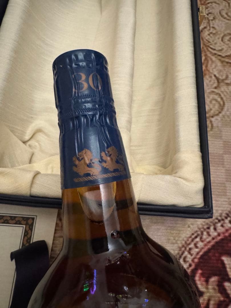 【希少•古酒】WHYTE & MACKAY 30 Years Old Blend