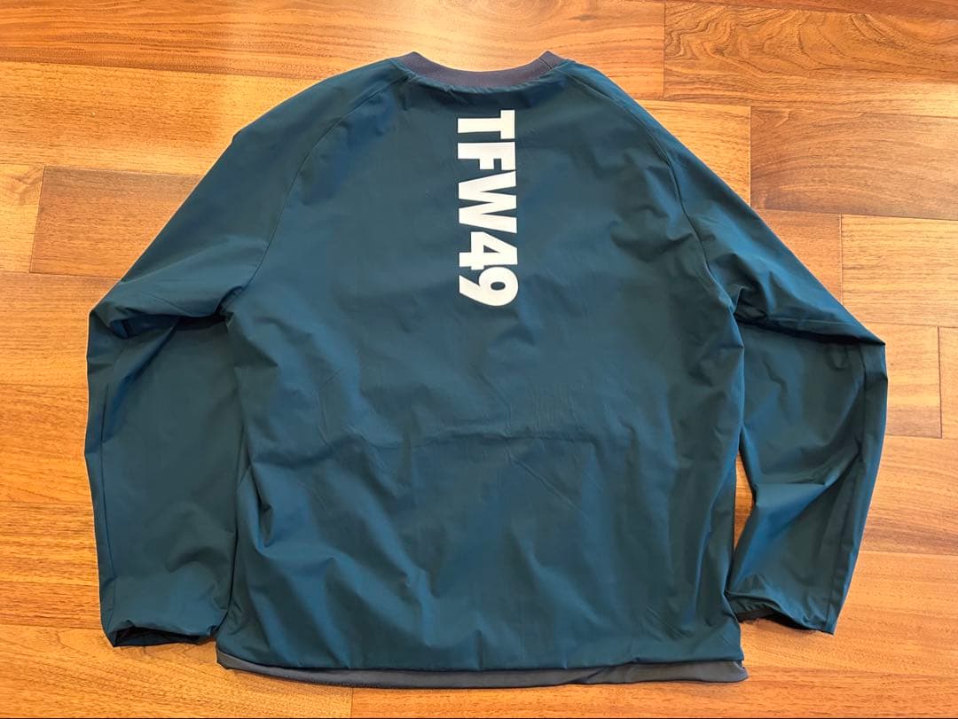 TFW49 リバーシブルストレッチプルオーバー