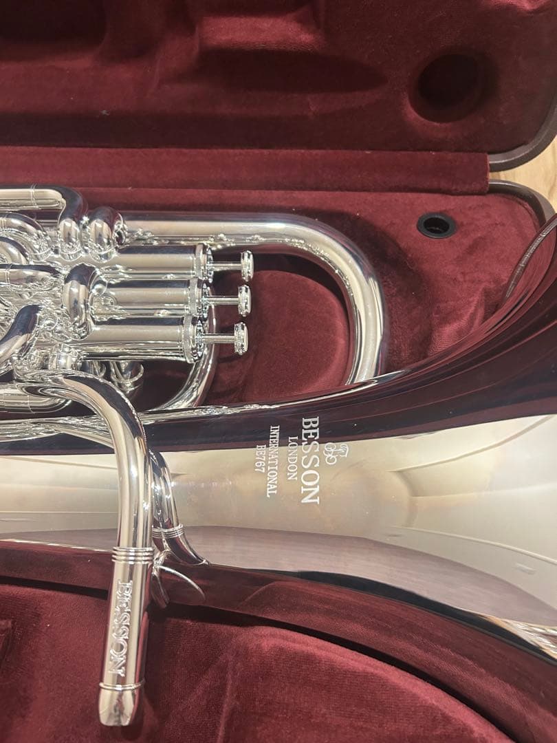 Besson BE767-2 ユーフォニアム 本体 ケース付き
