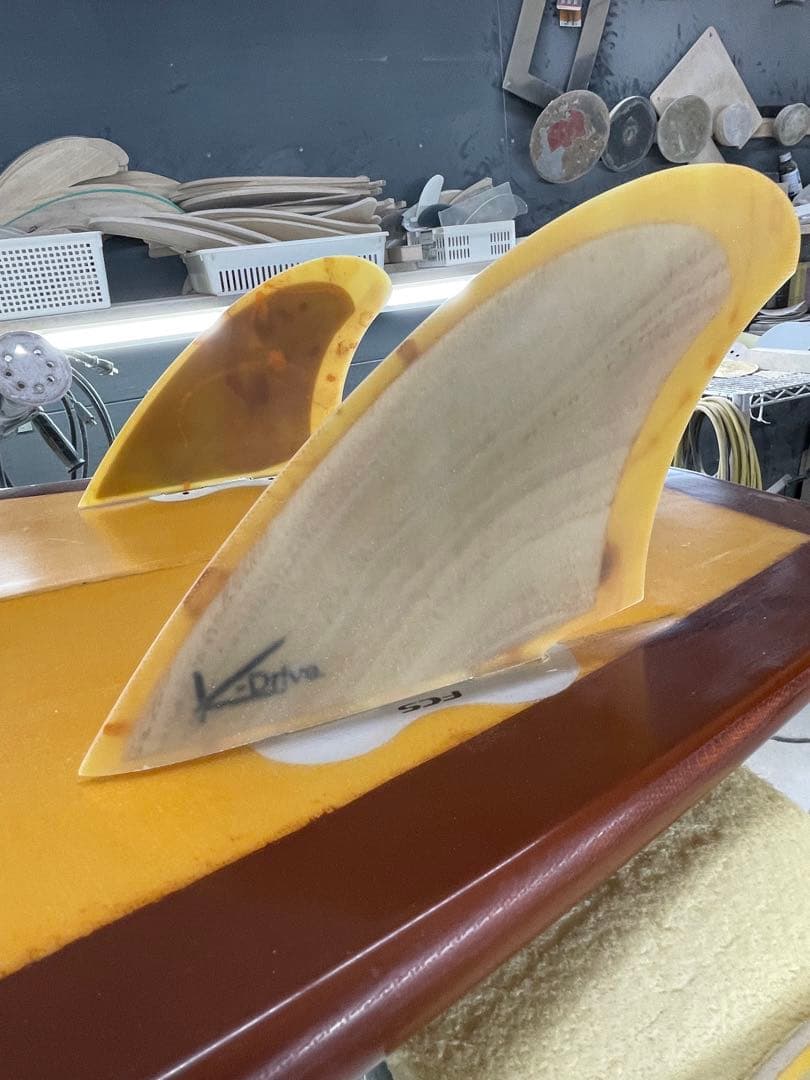 ヒロ最終値下げ　国内送料無料　サーフボード　シモンズ　Keelフィンセット