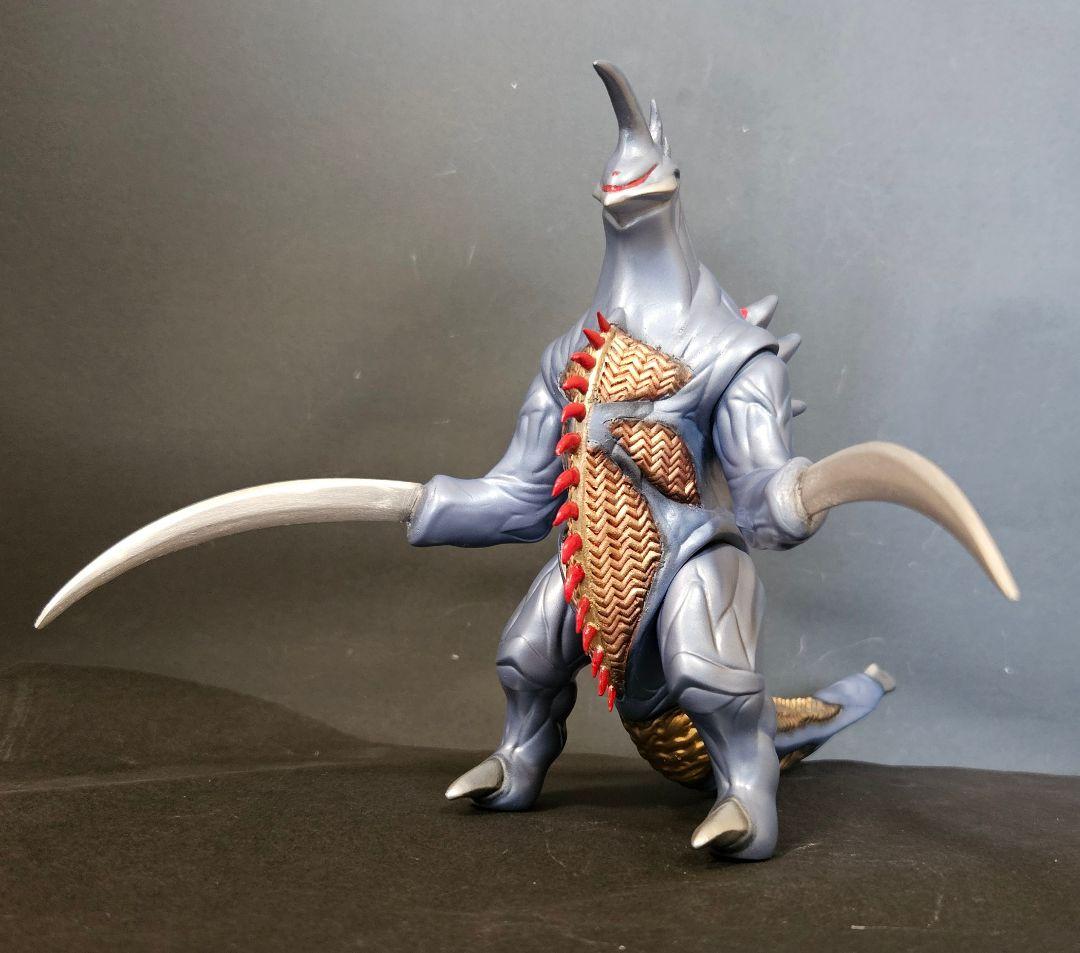 ゴジラ怪獣ソフビ　ガイガンミレース　リペイント完成品