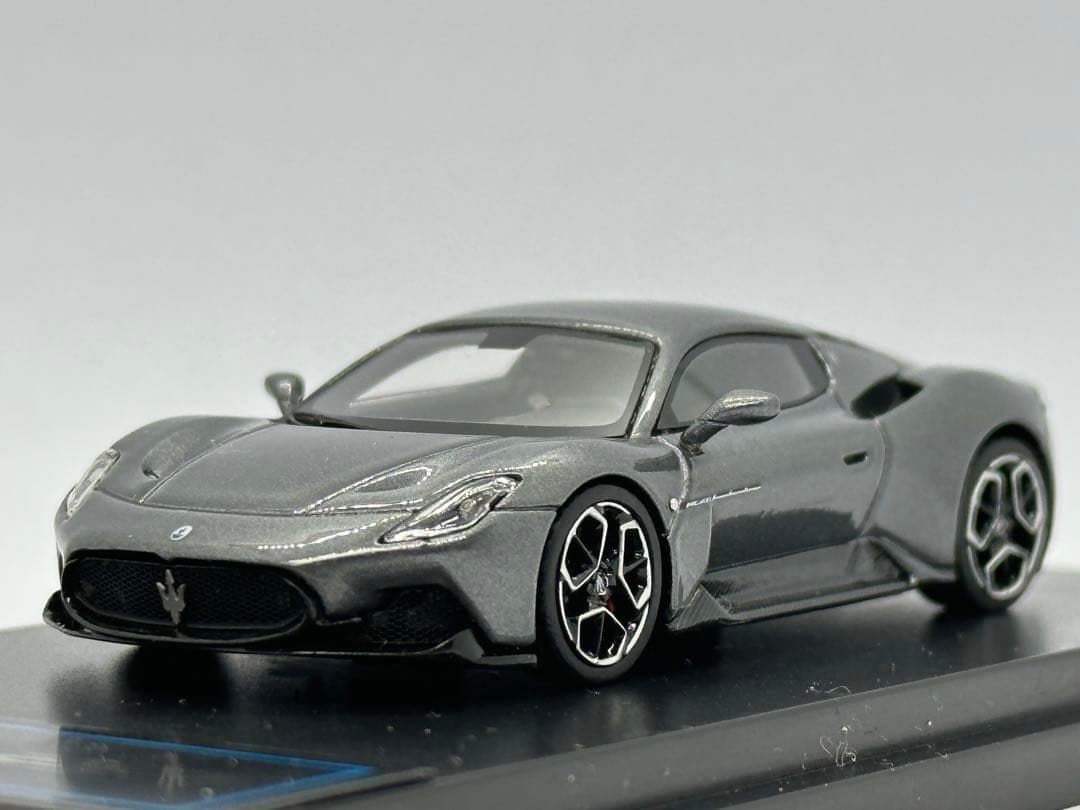 BBR 1/64 マセラティ MC20