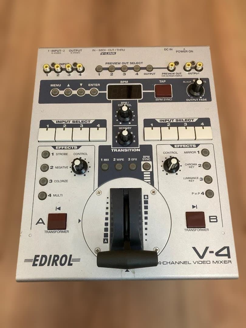 EDIROL V-4 4チャンネルビデオミキサー