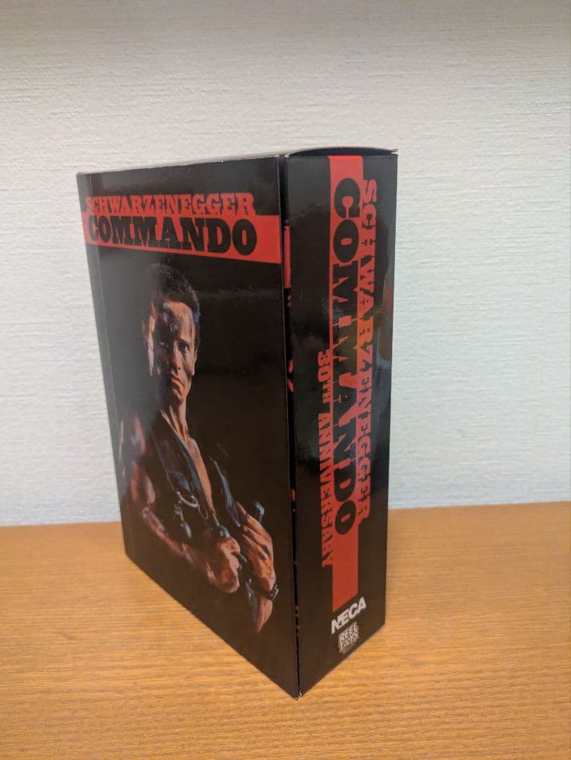新品★コマンドー　フィギュア★アーノルドシュワルツェネッガー★