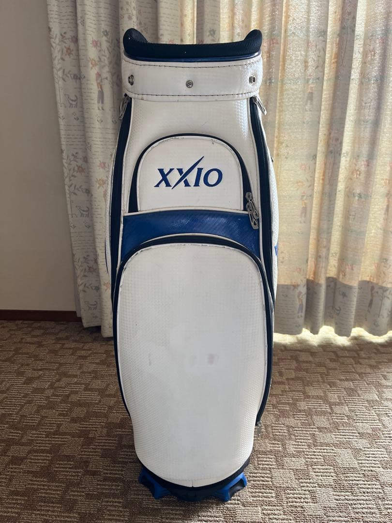 XXIO キャディバッグ ホワイト/ブルー