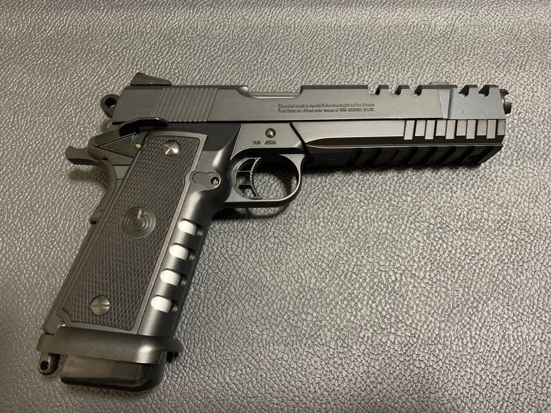 こ*人様 【最終値下げ】WAドーベルマン.45 リミテッドエディション ウエスタ