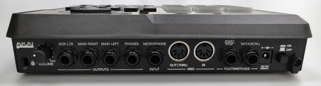 DJ機材 AKAI XR20 BEAT PRODUCTION STATION