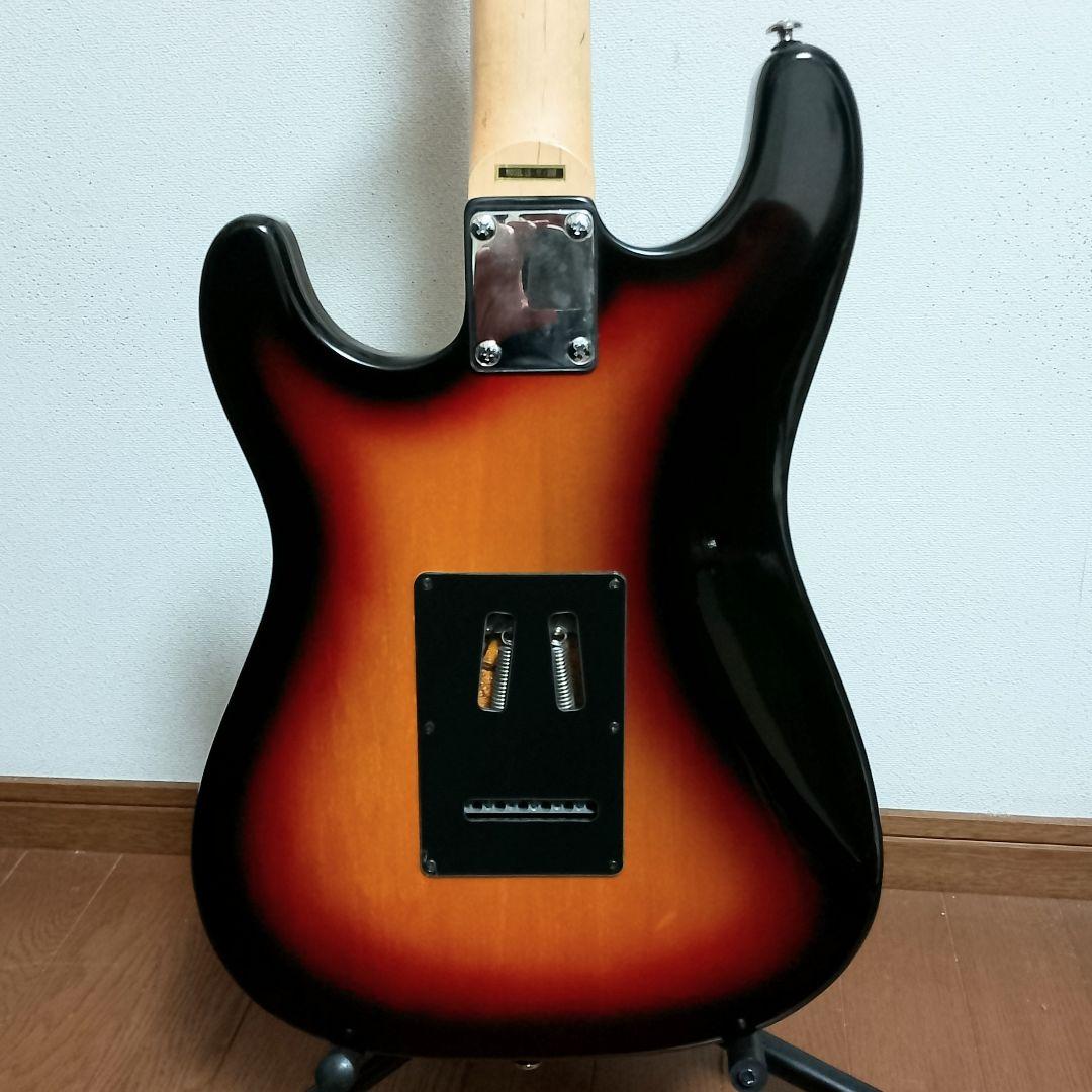 美品 Samick　LS-11/3SB　ストラトキャスタータイプ　エレキギター