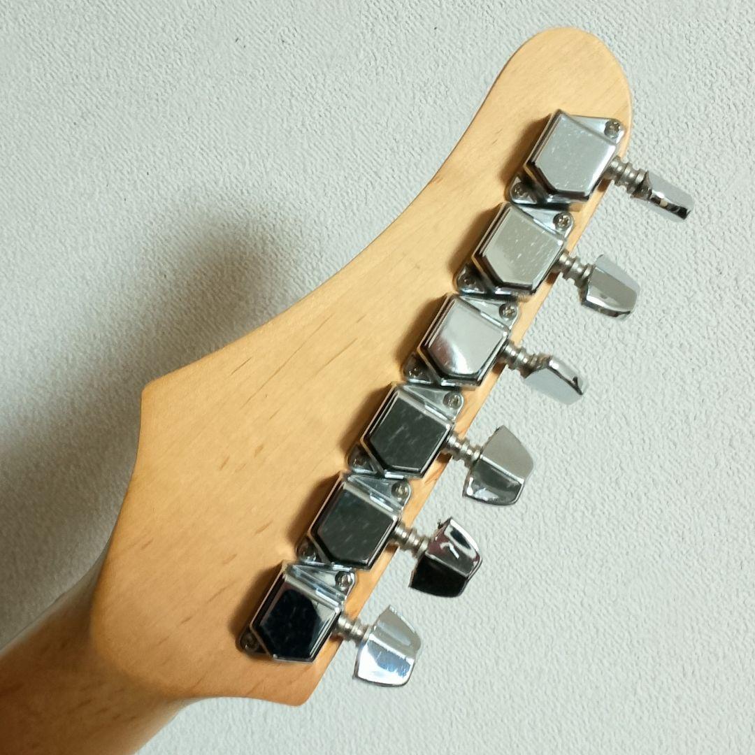 美品 Samick　LS-11/3SB　ストラトキャスタータイプ　エレキギター