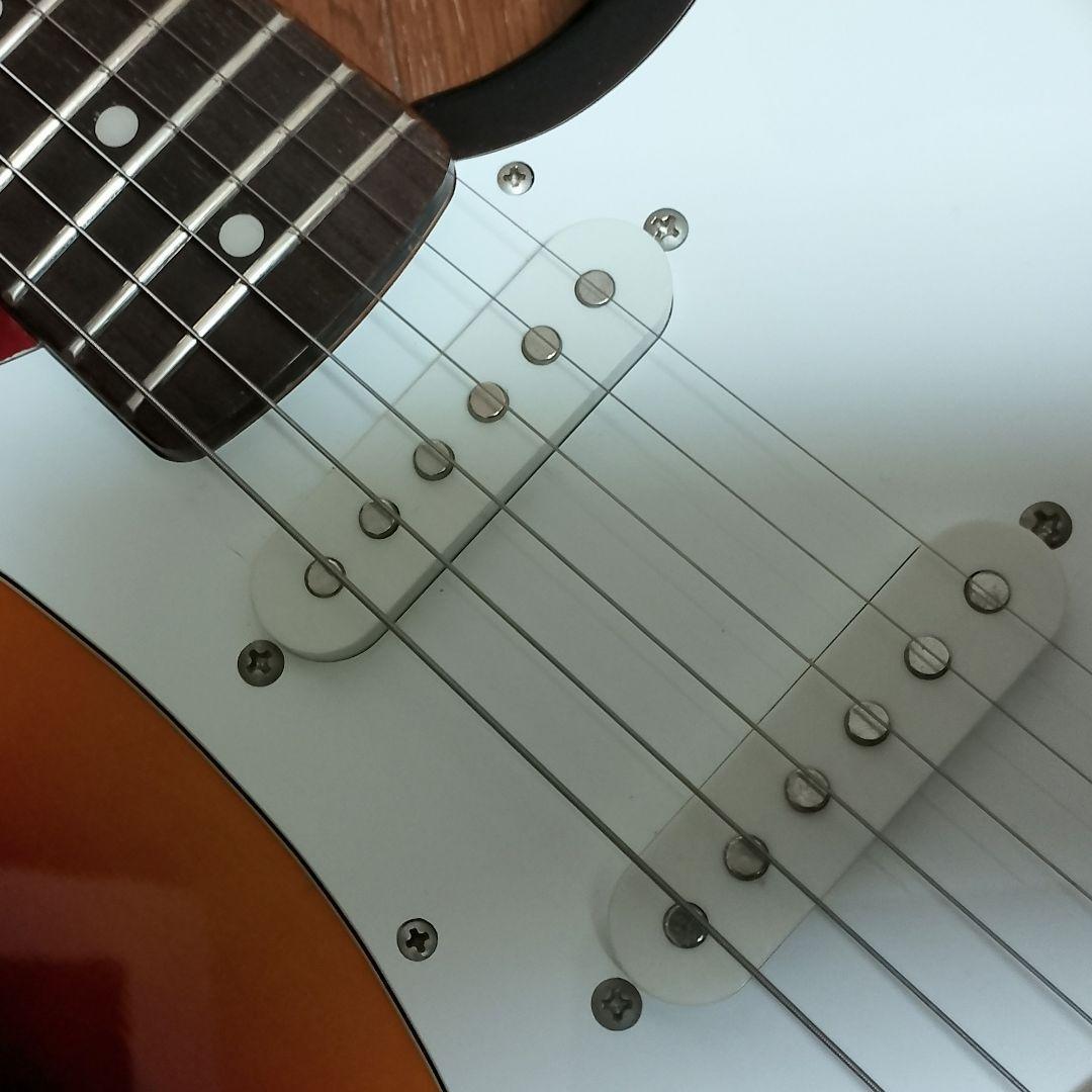 美品 Samick　LS-11/3SB　ストラトキャスタータイプ　エレキギター