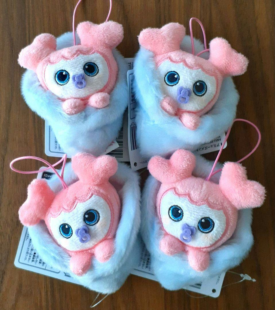 TWICE　おくるみ マスコット　モモ　4点セット　GiGO限定　ぬいぐるみ