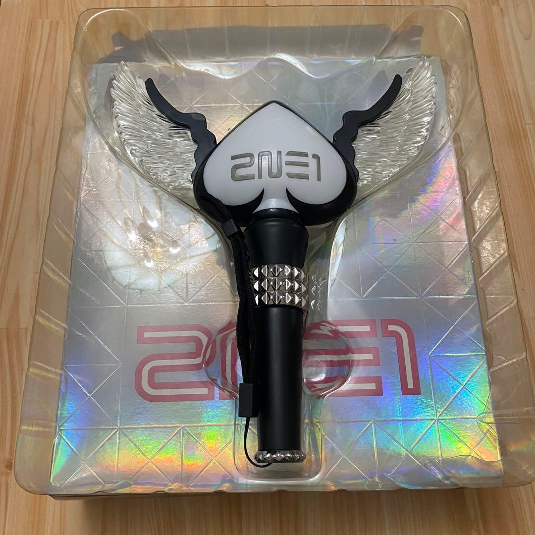2NE1 公式ペンライト ※動作確認済み
