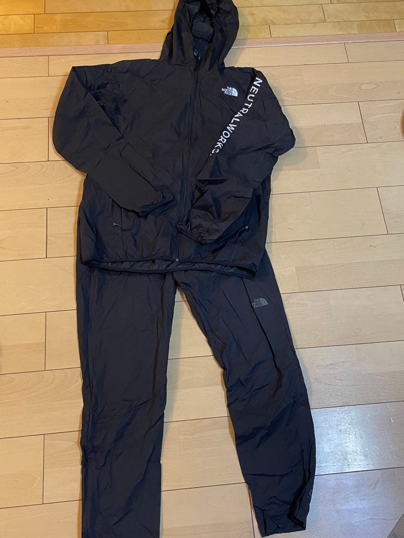 【黒 セットアップ】NEUTRALWORKS. フーディー&ロングパンツ