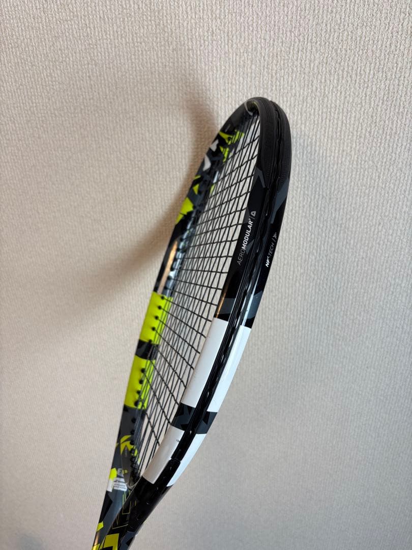美品　Babolat PURE AERO PLUS ピュアアエロプラスG2