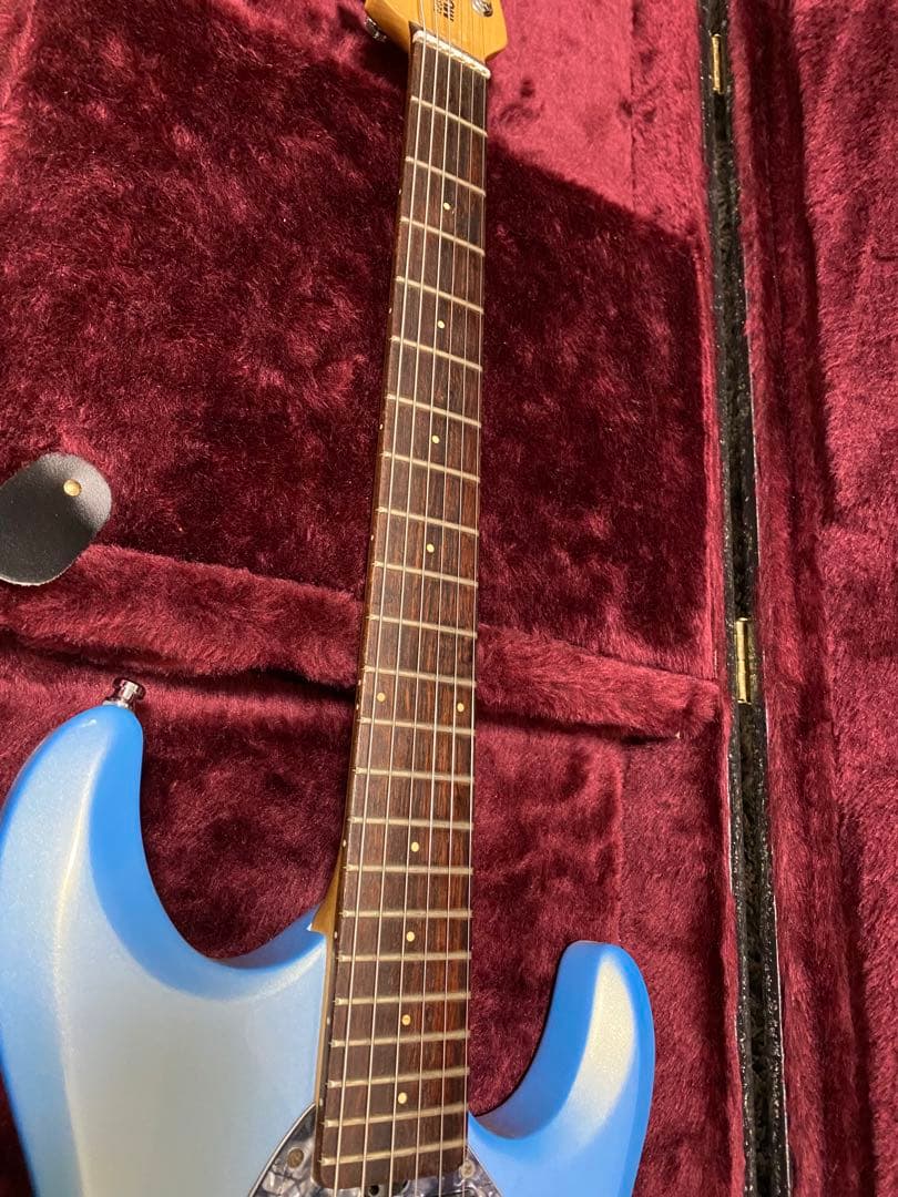 MUSIC MAN Silhouette Special HSH ブルー