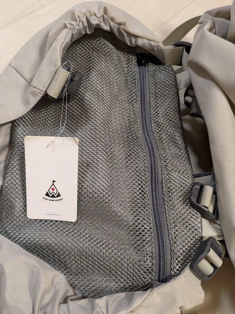 PLUS ONE WORKS IRWAK シルバー