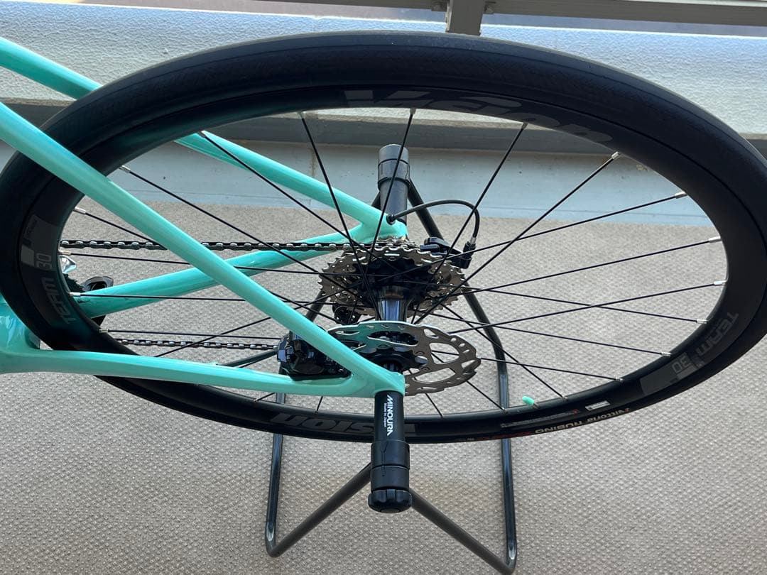 【ビアンキ】2024 スプリント　SPRINT 105サイズ57 大阪