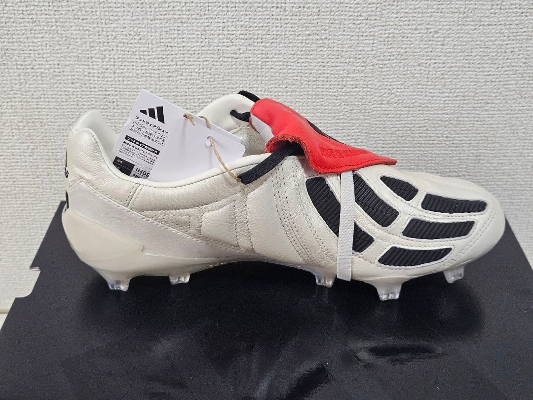 めむ アディダス プレデターマニア 復刻 26.0cm