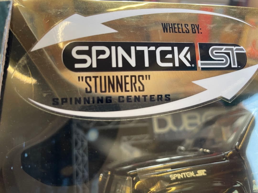 JadaToys未開封DUBCITY Cadillac Escalade1/18