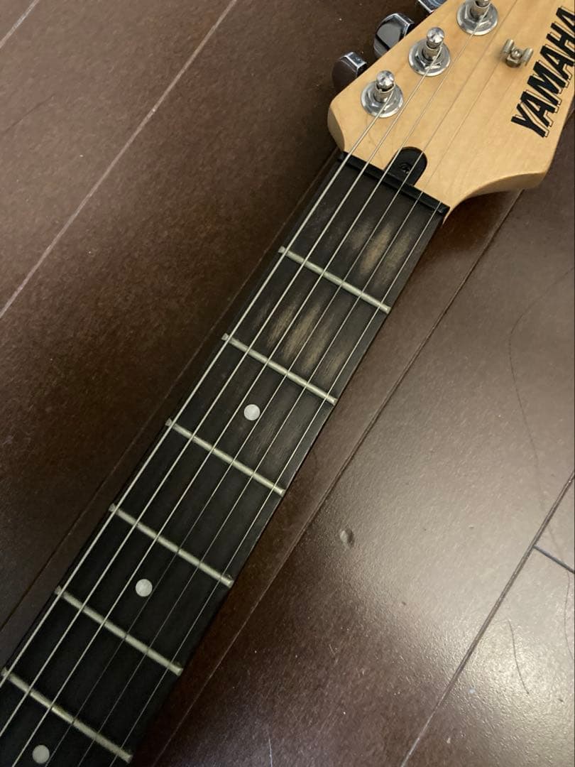 YAMAHA YGX121D エレキギター　値下げ不可