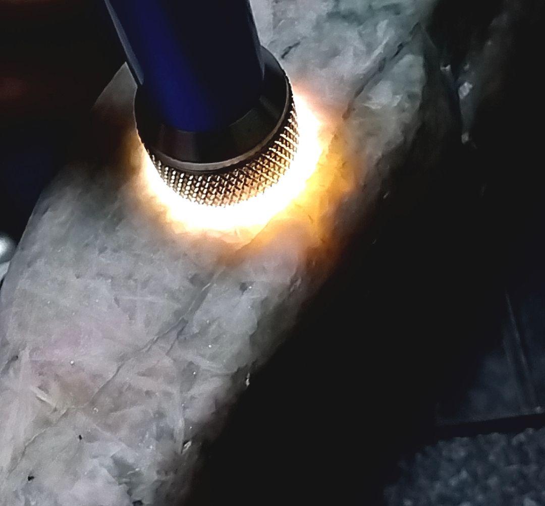 ★翡翠原石★糸魚川軟玉【姫川・転石磨き829ｇ】