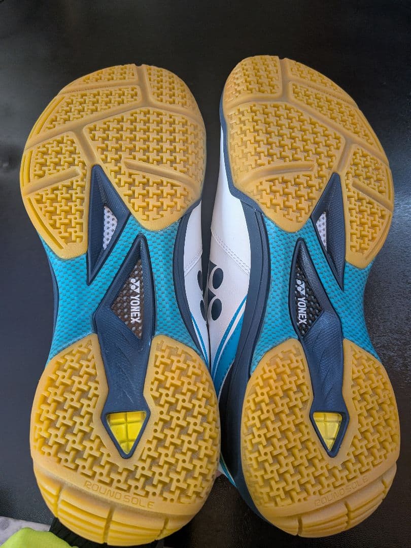 YONEX バドミントンシューズ 65Z3 28cm