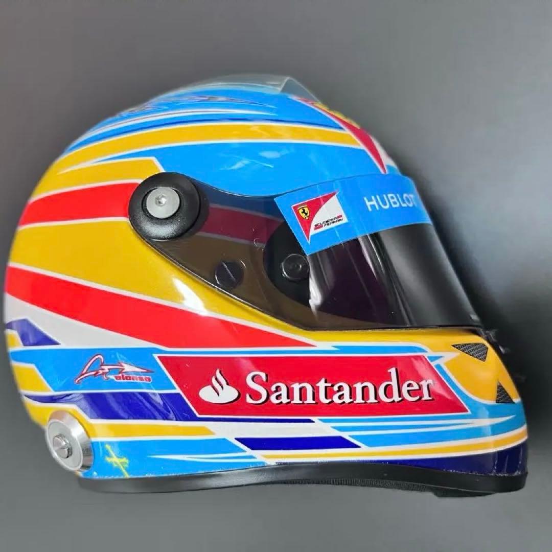 F1 Ferrari フェルナンドアロンソ1/2ヘルメット。