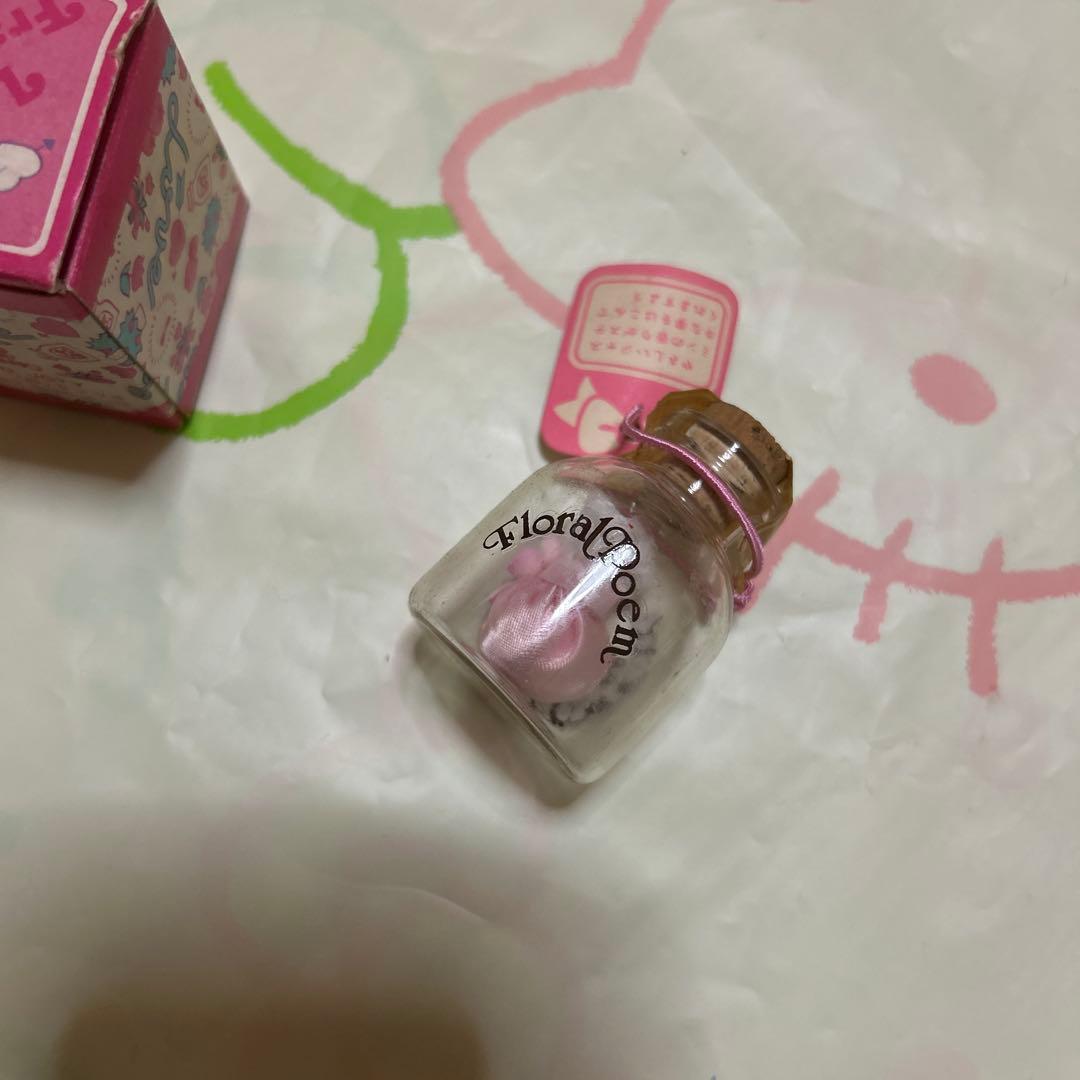 レトロ　サンリオ　リトルフレグランス