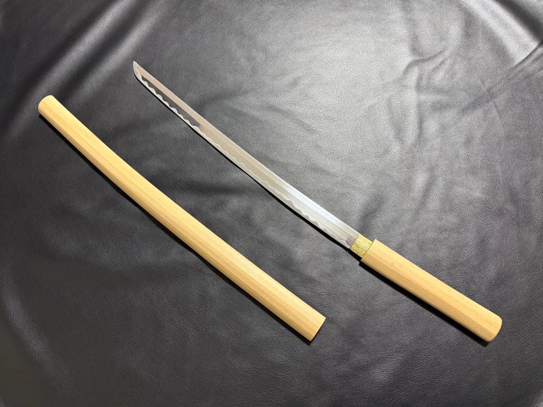 刀　かたな　剣　けん　美品　軽い　白鞘　中尺　模造刀　模擬刀　舞踊　芝居