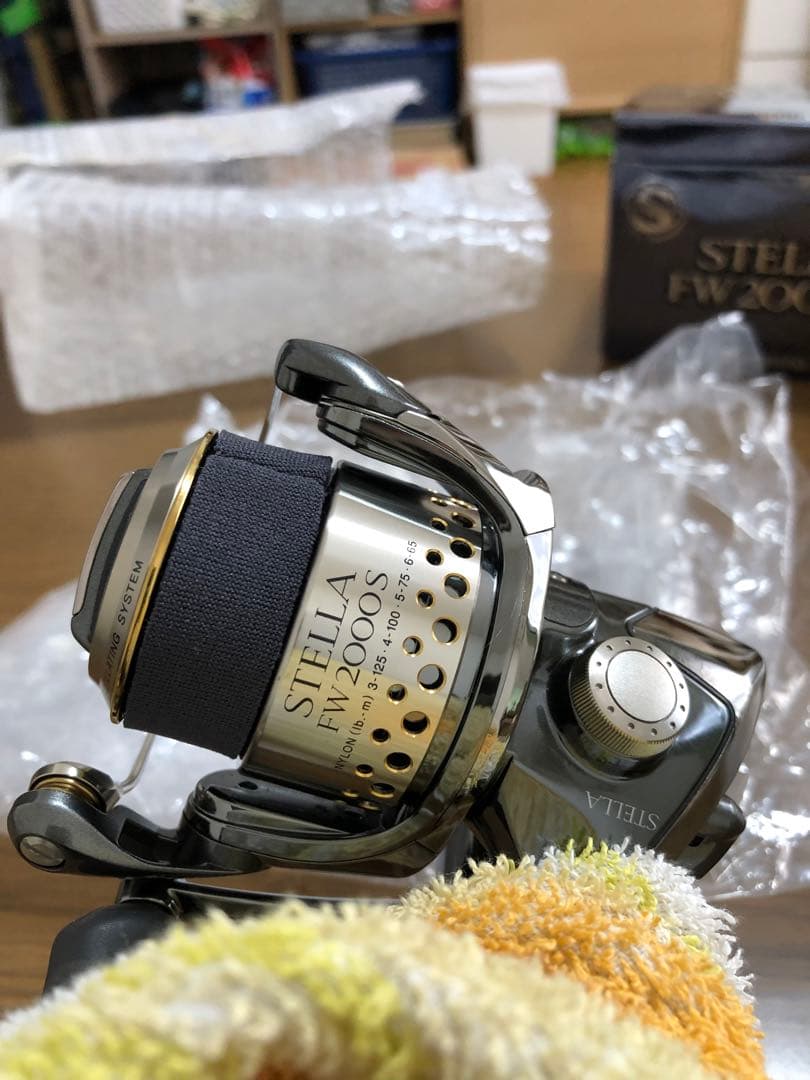シマノステラSHIMANO STELLA FW2000S リールステラ　01