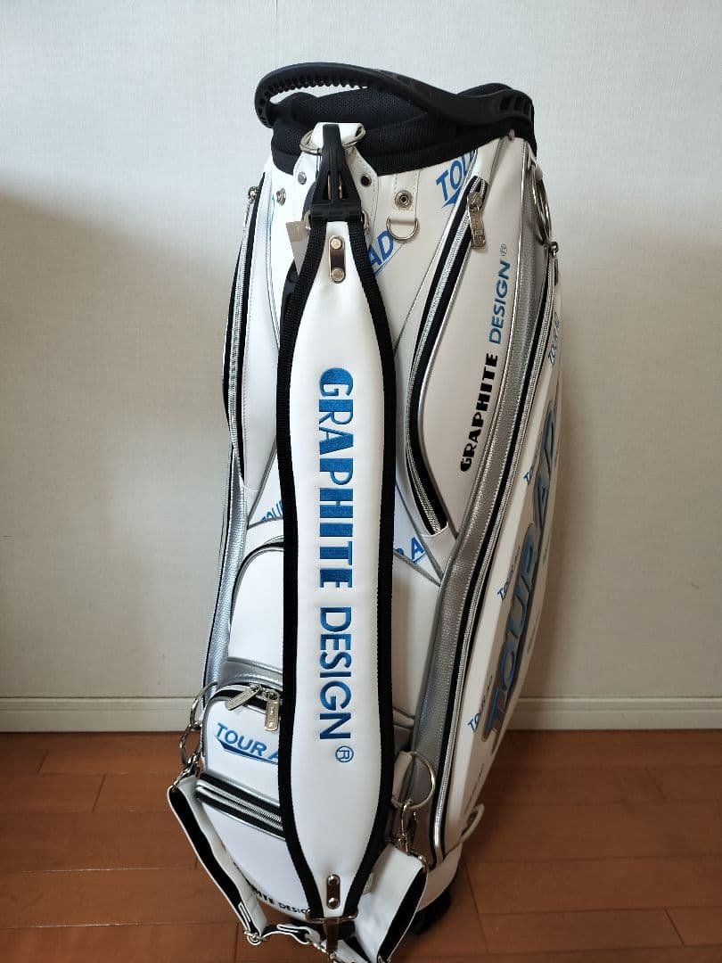 GRAPHITE DESIGN TOUR AD キャディバッグ
