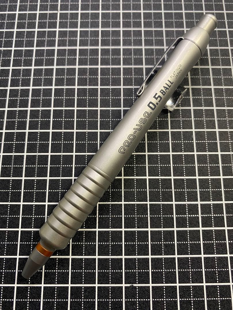 PLATINUM PRO-USE 1500 ボールペン　芯径0.5mm