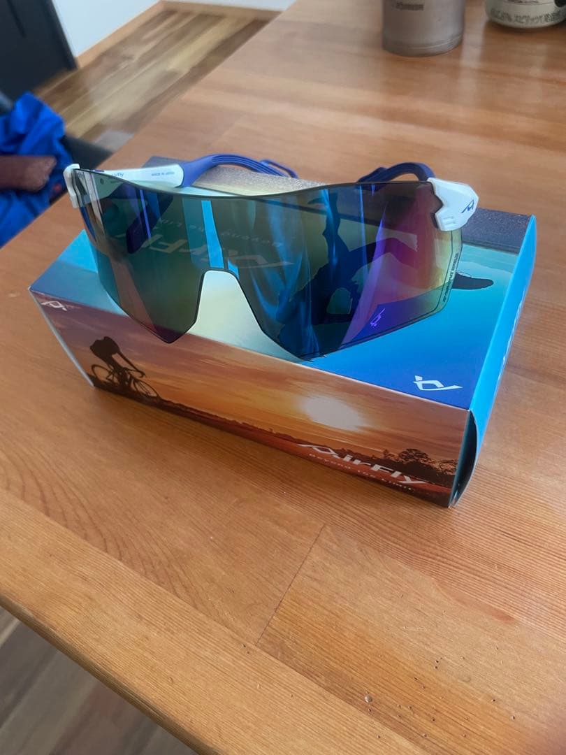 エアフライ　AF-305 サングラス　マラソン　オークリー　ナイキ　陸上