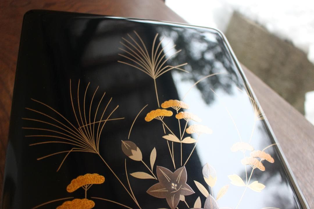 デッドストック！上質黒漆に極上秋草蒔絵の美しい文箱（検京塗輪島塗蒔絵沈金小箱