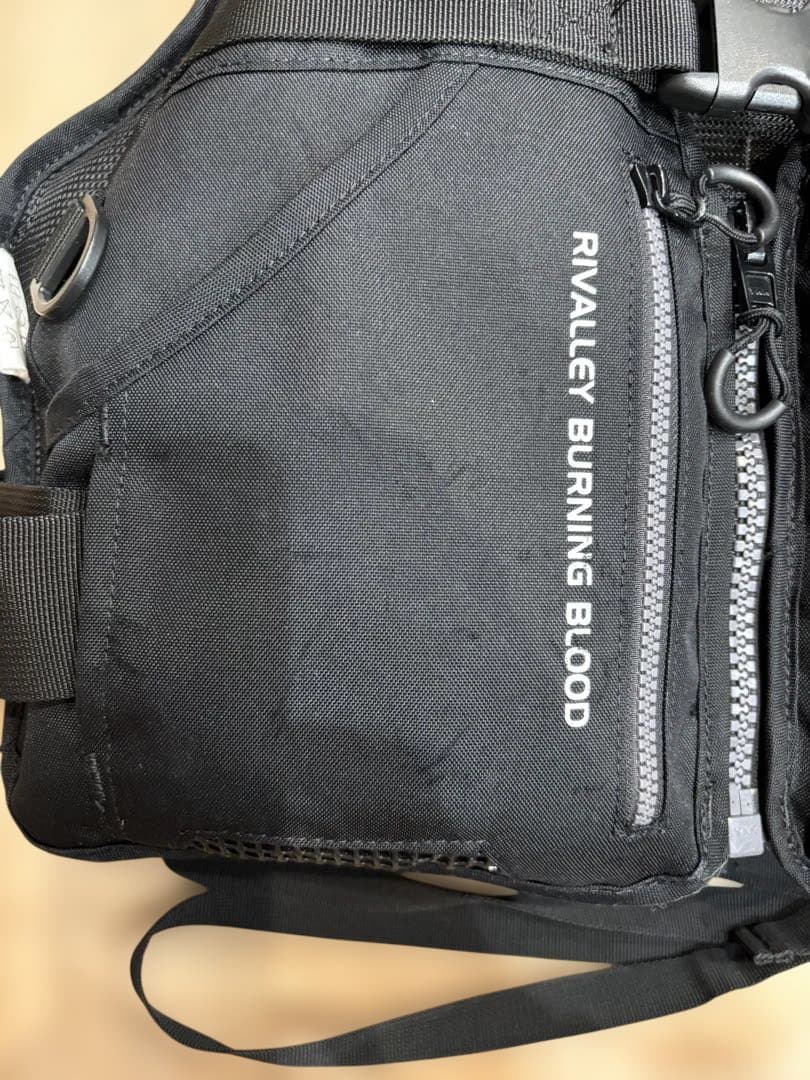 RBB ロックショアベスト　ライフジャケット　パズデザインポーチ付き