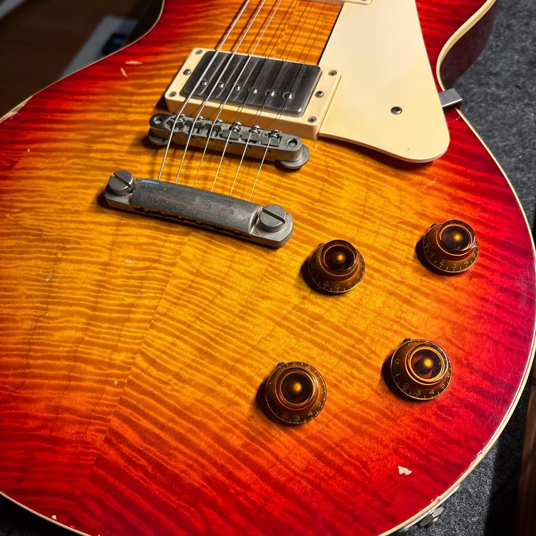 BUCCHUS レスポール　クラシックシリーズ　レリック　ギター