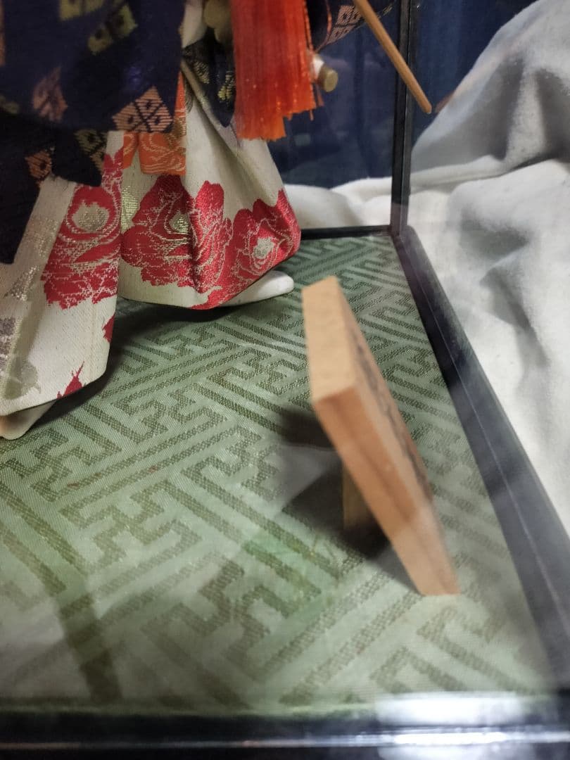 日本人形 　ガラスケース付き　橋弁慶 (最終価格)