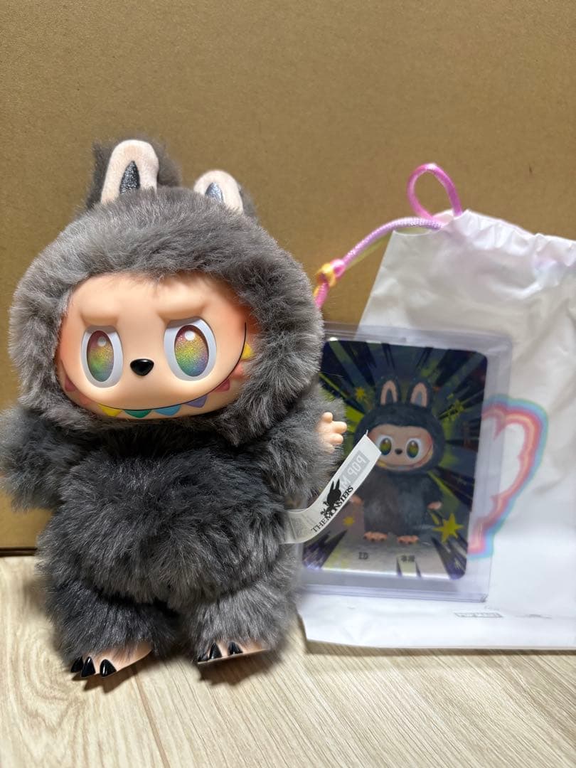 POP MART energyラブブ　シークレット