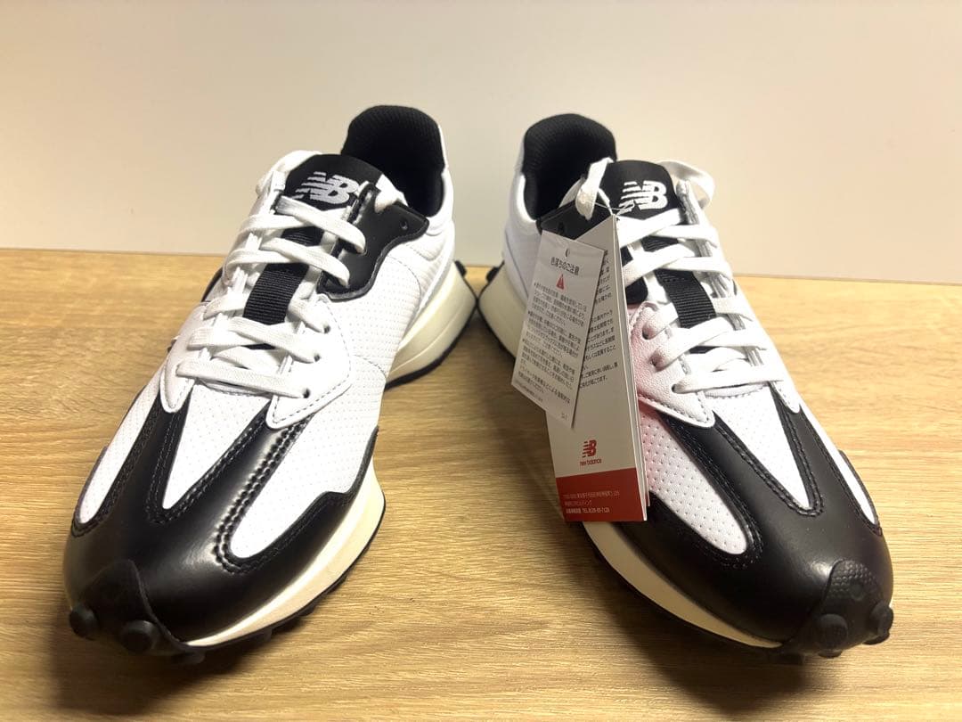 未使用 24cm D ニューバランスゴルフシューズ WGS327AF ホワイト