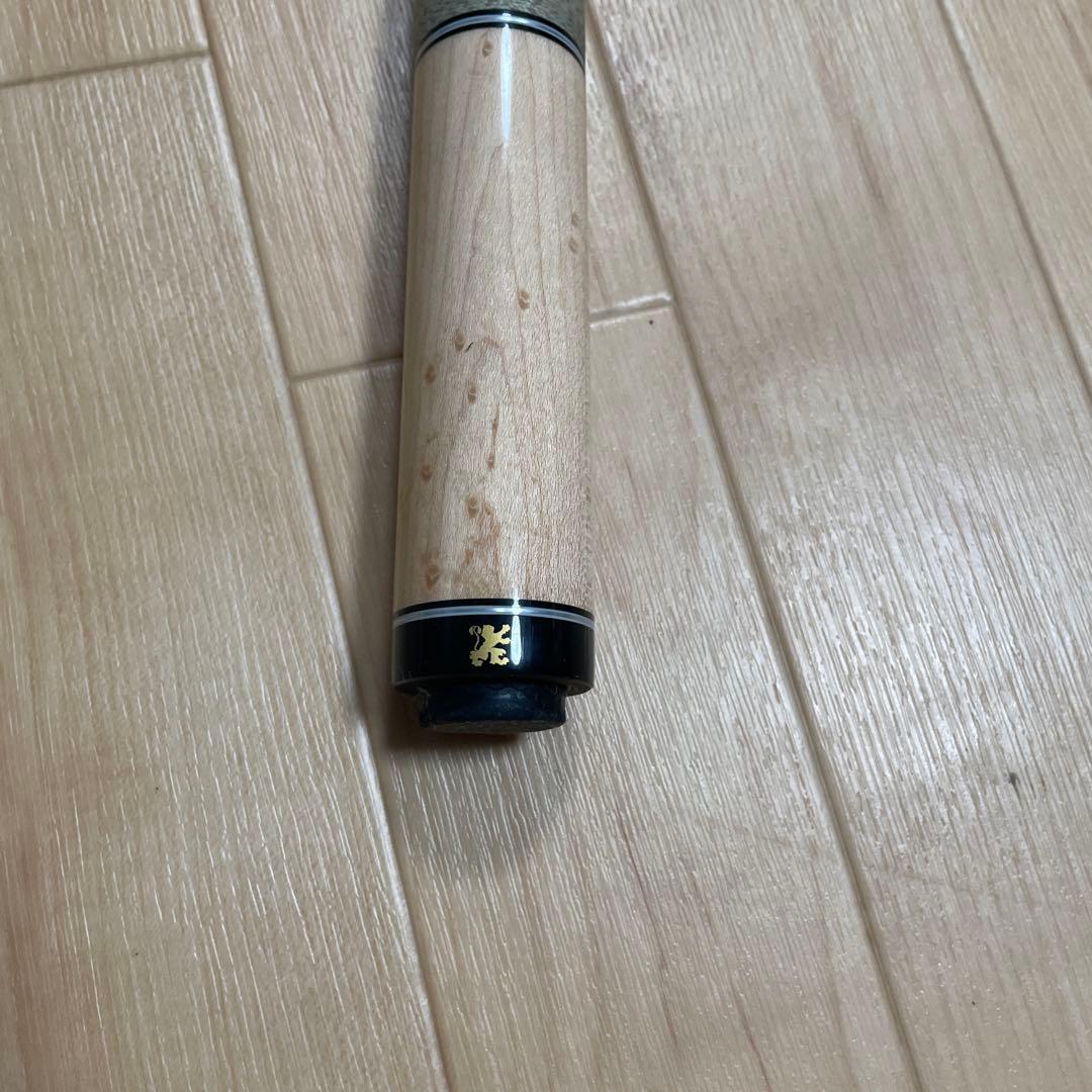 アダム　ビリヤードキュー