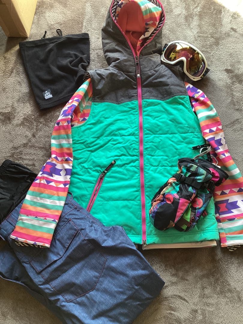 SISTA‘JＬＸ43DEGREESＭウェア ゴーグル手袋ネックウォーマーセット