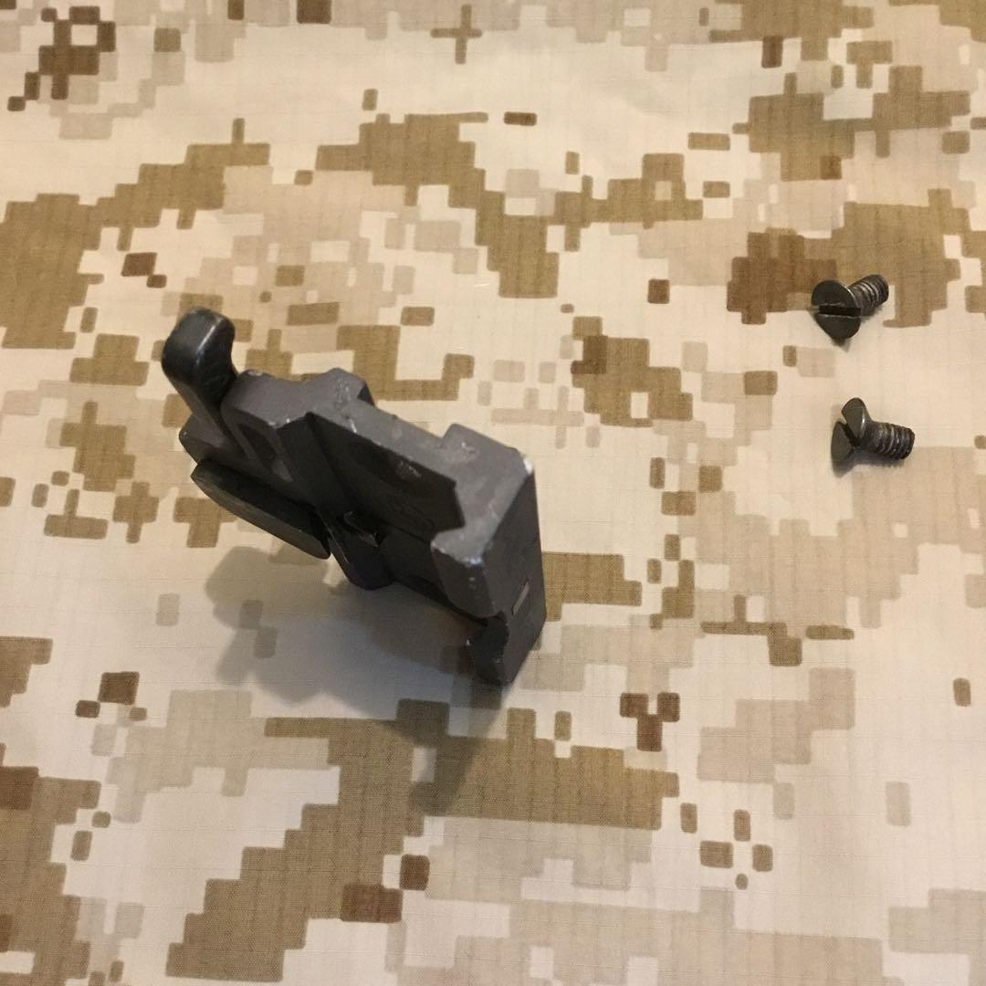 実物中古A.R.M.S−17 TRI−LOCK旧型　アームズ　マウント