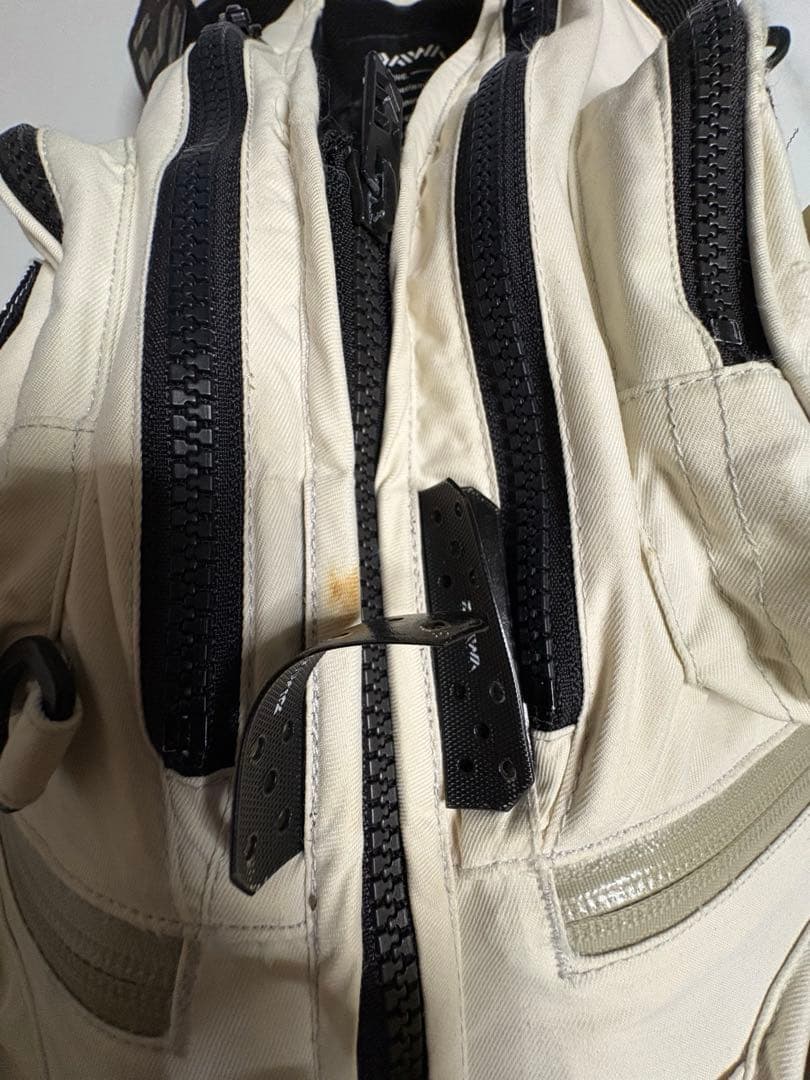 ダイワ　プロバイザー　ライフジャケットDF1401 Ｌサイズ中古