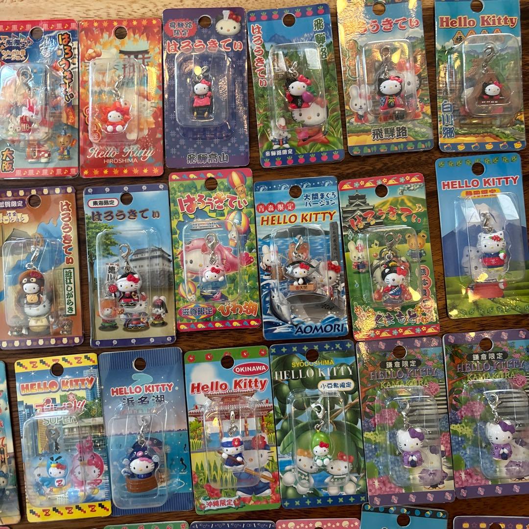 ご当地キティ　ファスナーマスコット&根付け《100個セット》