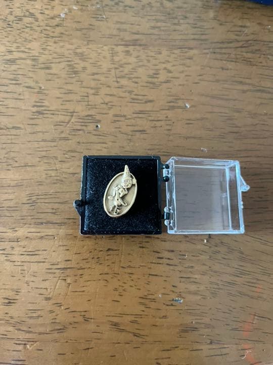 オリエンタルランド　サービスアワードピン(5.10.15.20) ディズニー